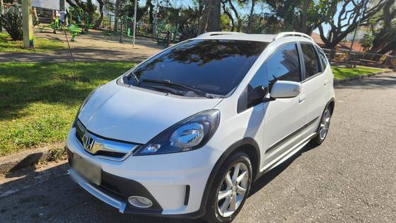 HONDA FIT 1.5 TWIST 16V FLEX 4P AUTOMÁTICO HONDA FIT 1.5 TWIST 16V FLEX 4P AUTOMÁTICO